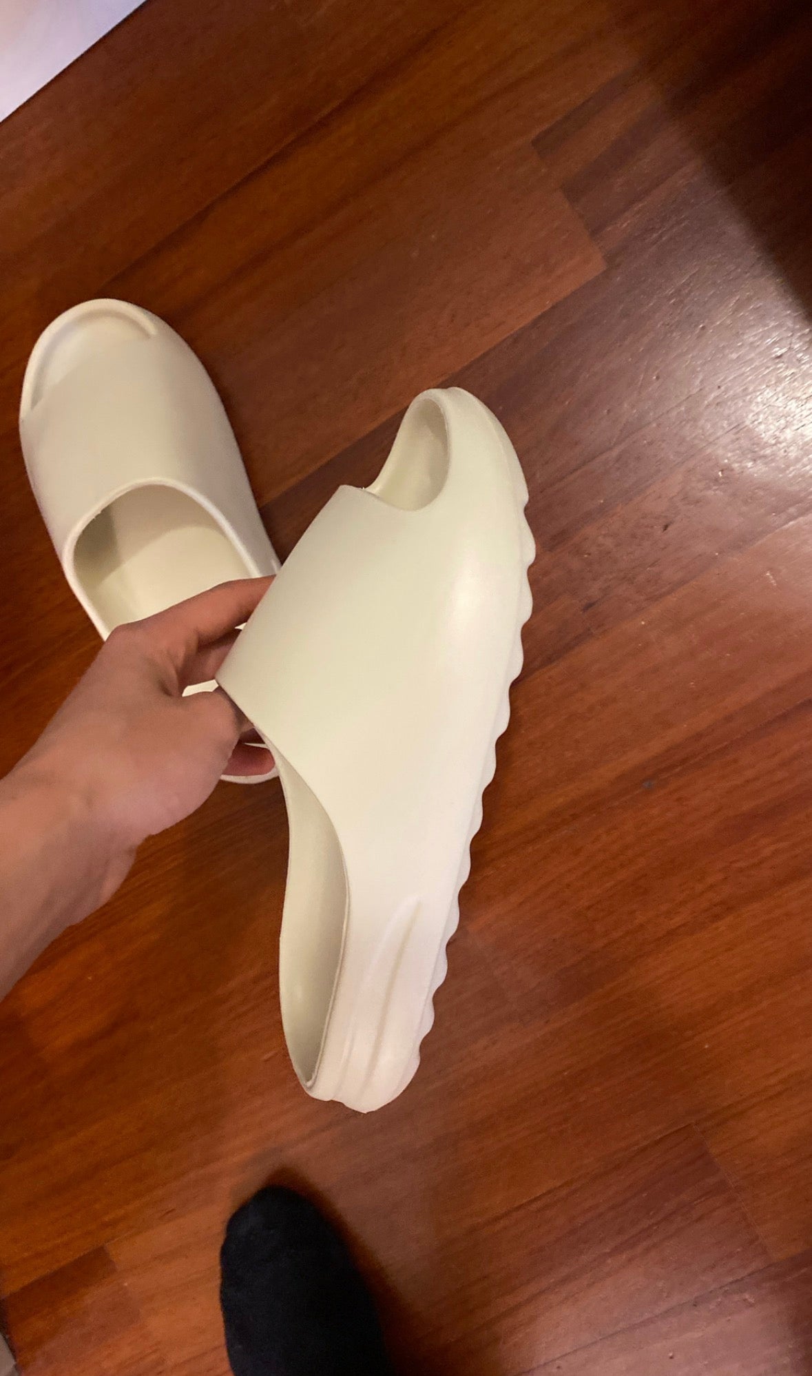 Yeezy Slides – Onyx