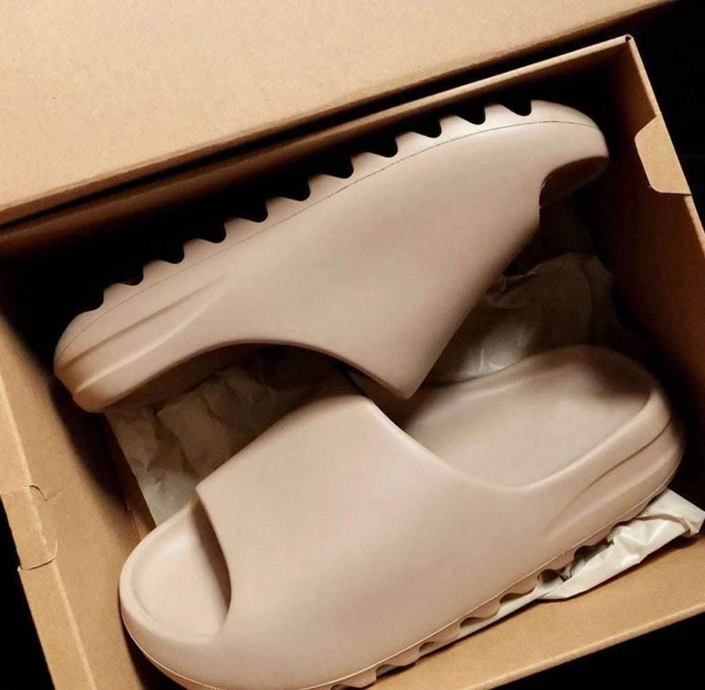 Yeezy Slides – Onyx